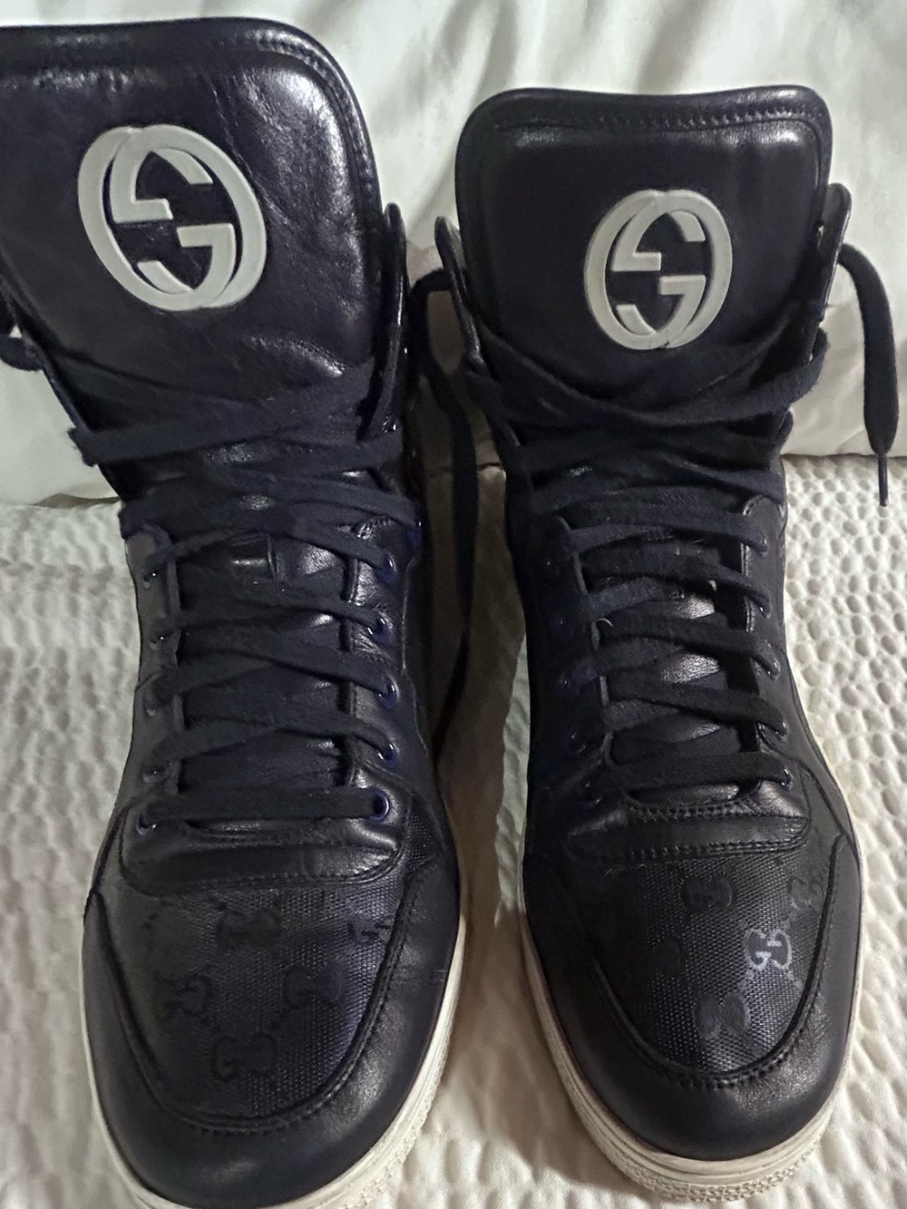 Gucci Men's High-Top Sneakers in Dark Blue with Silver Logo
